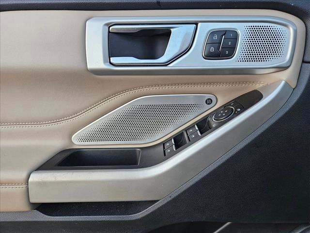 Certified 2022 Ford Explorer Limited w/ Limited Technology Package image 10