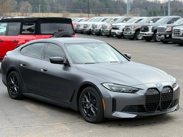 Used 2023 BMW i4 eDrive40 w/ Premium Package image 14