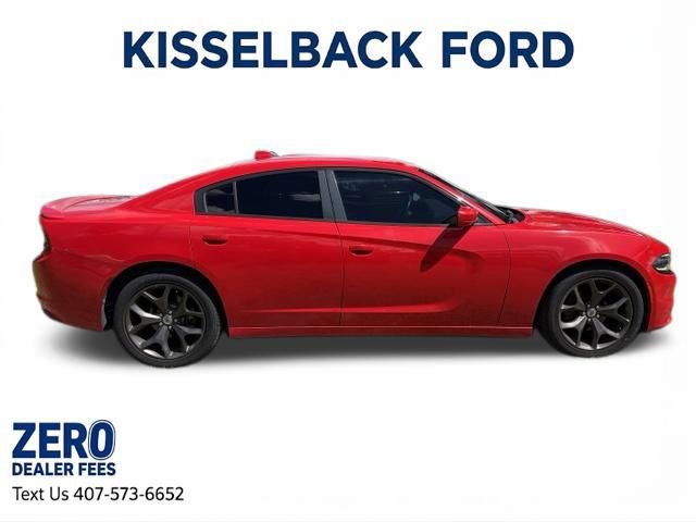 Used 2017 Dodge Charger SXT w/ Plus Group RWD image 2