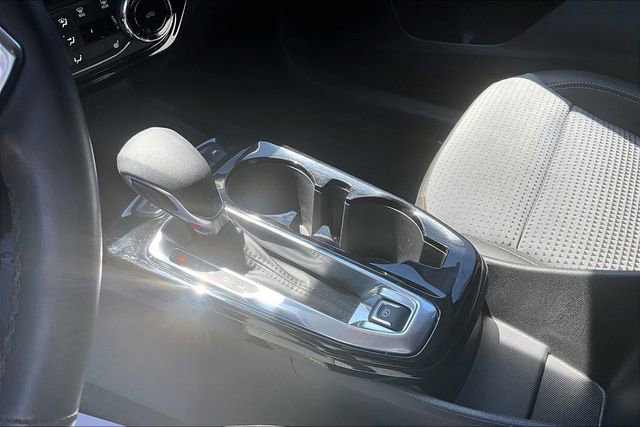 Used 2024 Chevrolet Trax LT w/ Driver Confidence Package FWD image 17