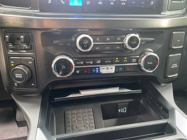 Certified 2024 Ford F250 Lariat w/ Black Appearance Package AWD/4WD image 35