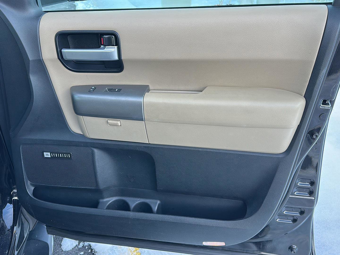 Used 2017 Toyota Sequoia Limited image 20