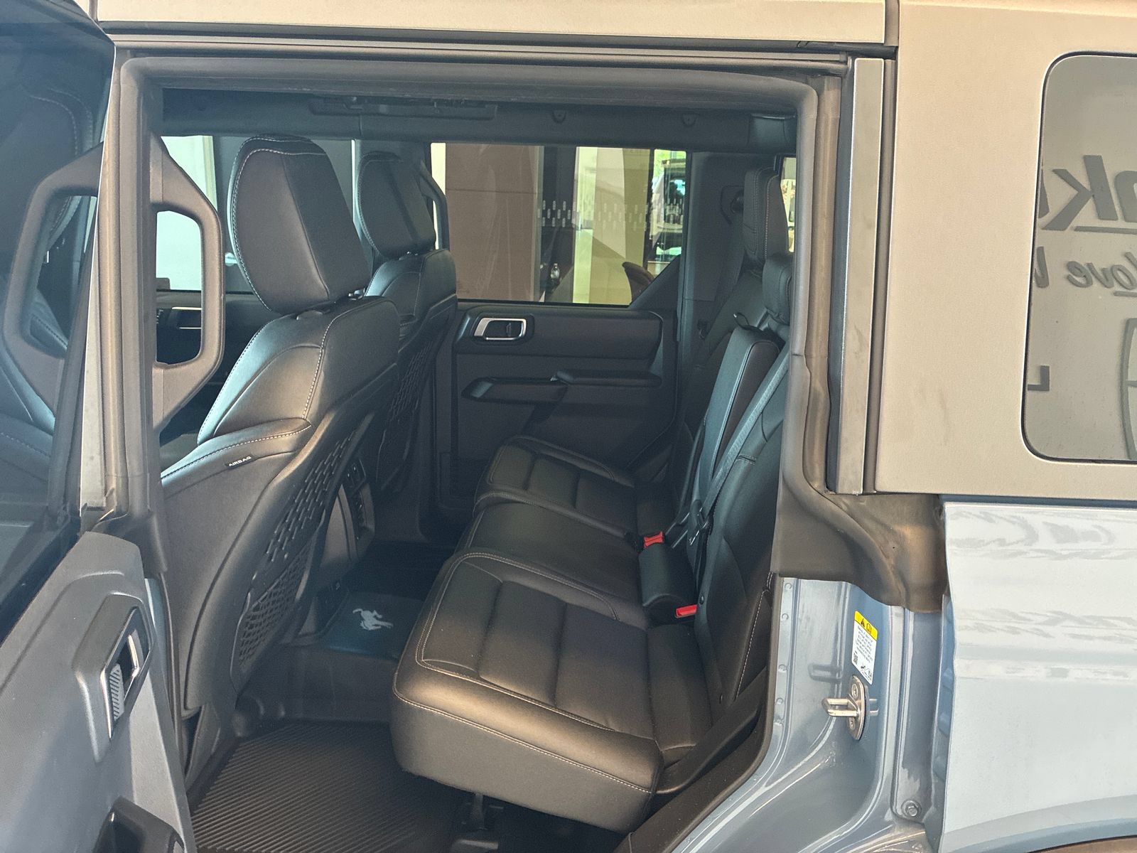 Certified 2025 Ford Bronco Big Bend w/ Black Diamond Package AWD/4WD image 11