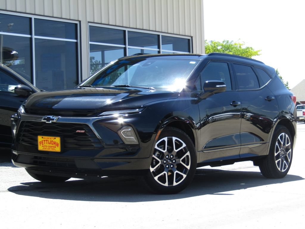 Used 2025 Chevrolet Blazer RS AWD/4WD image 12