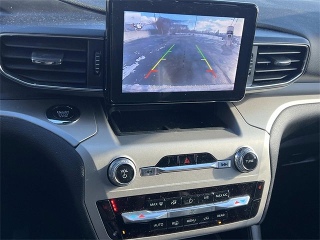 Certified 2022 Ford Explorer XLT w/ Equipment Group 202A image 13