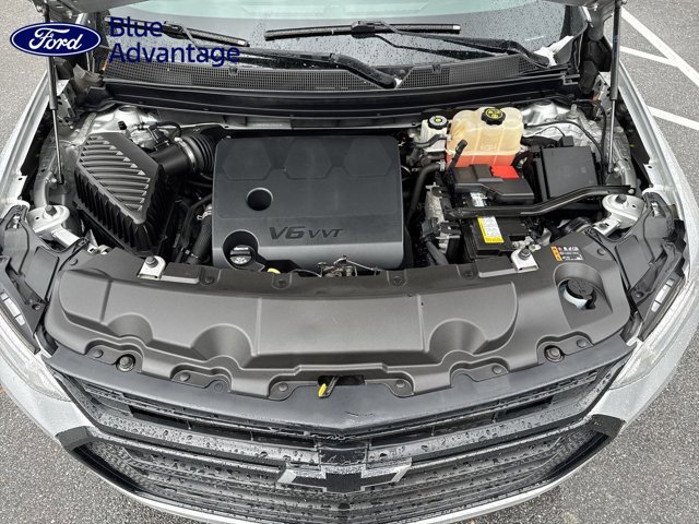 Used 2020 Chevrolet Traverse LT w/ LPO, Black Accent Package image 3