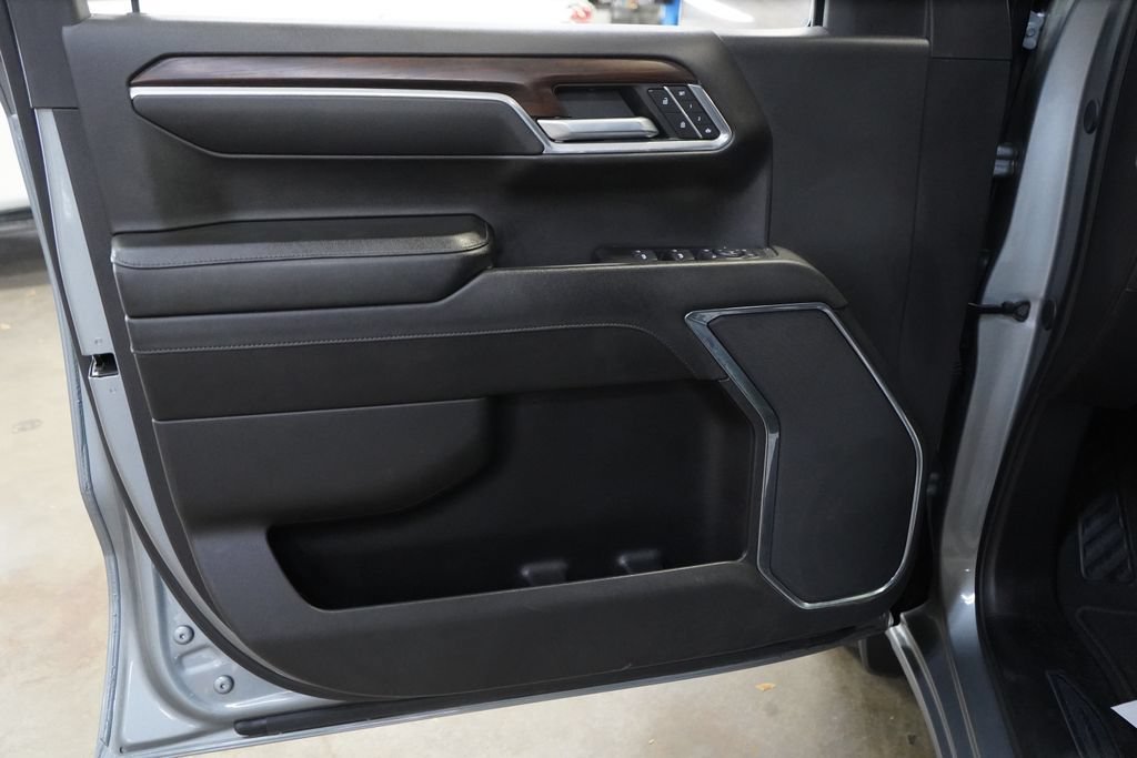 Used 2024 GMC Sierra 1500 SLT RWD image 19