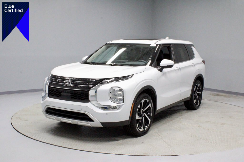 Used 2024 Mitsubishi Outlander SE