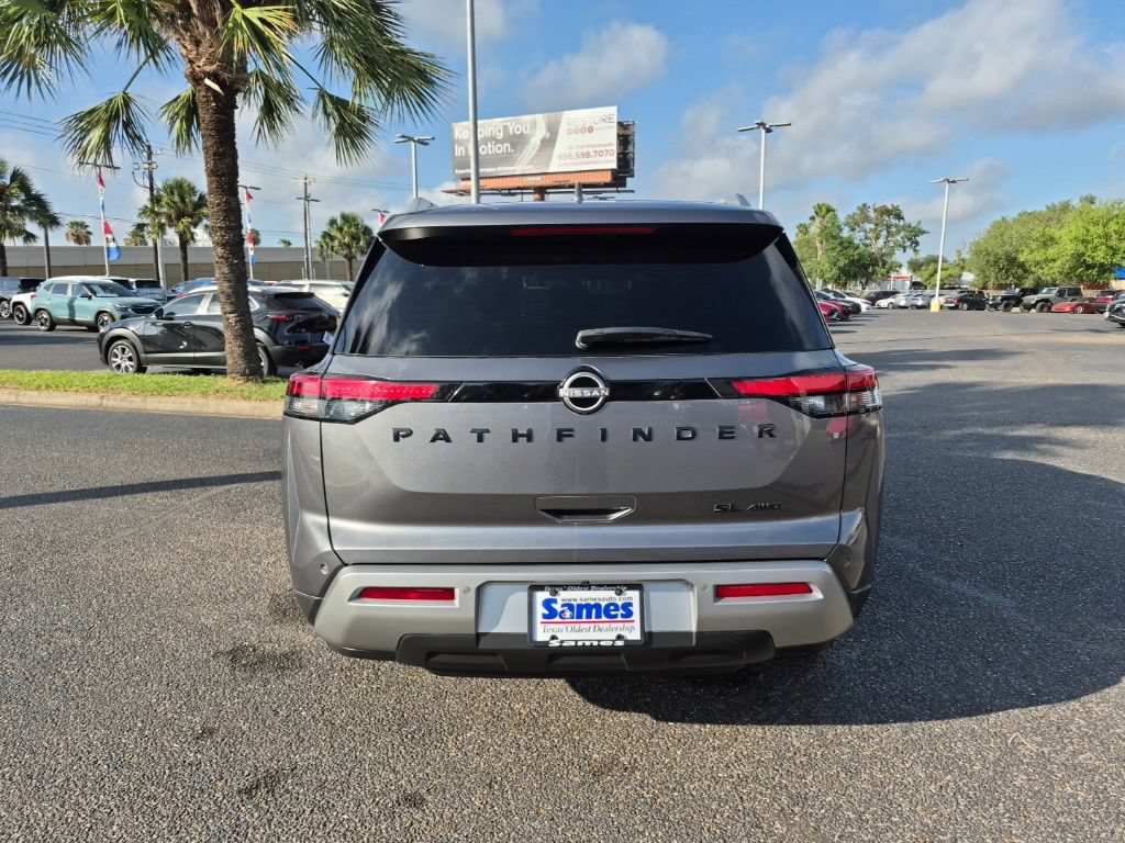 Used 2022 Nissan Pathfinder SL w/ Lighting Package (N92) AWD/4WD image 4