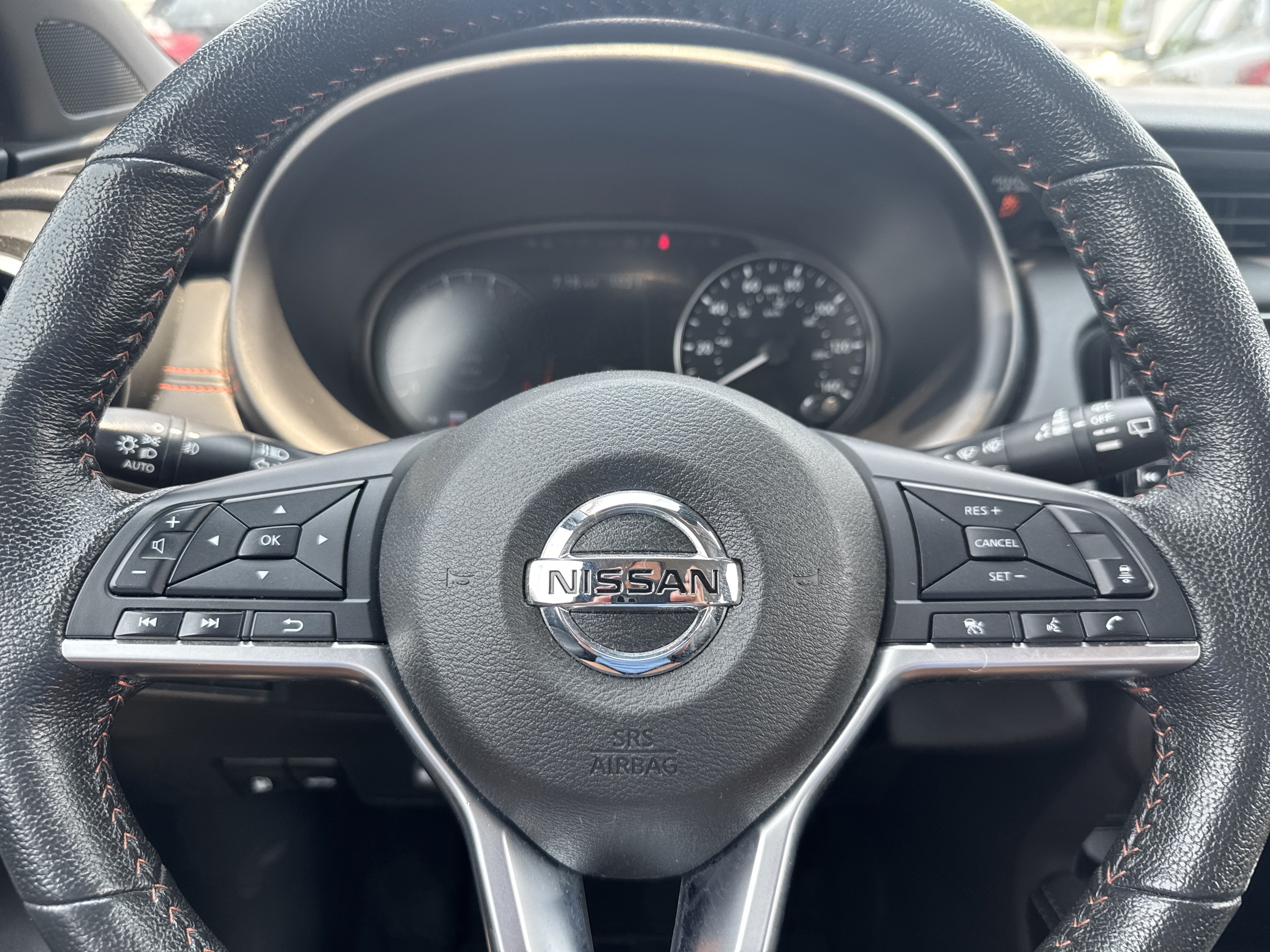 Used 2021 Nissan Kicks SR w/ SR Premium Package FWD image 15