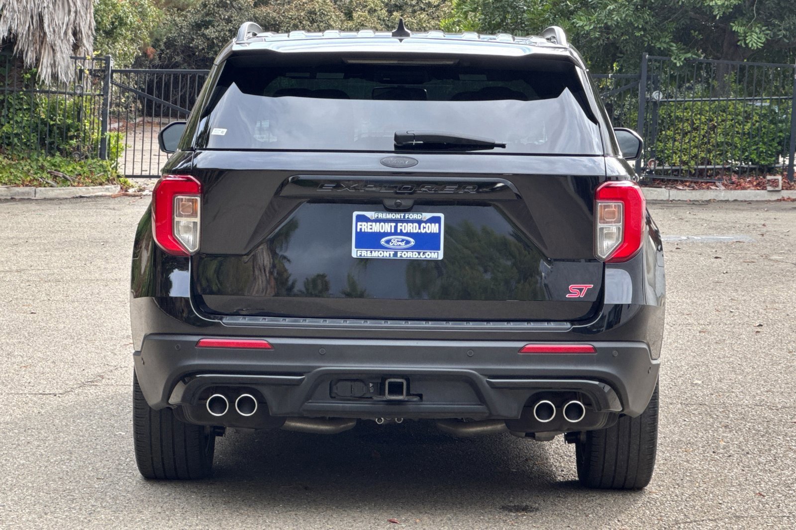 Certified 2022 Ford Explorer ST w/ Equipment Group 401A image 4