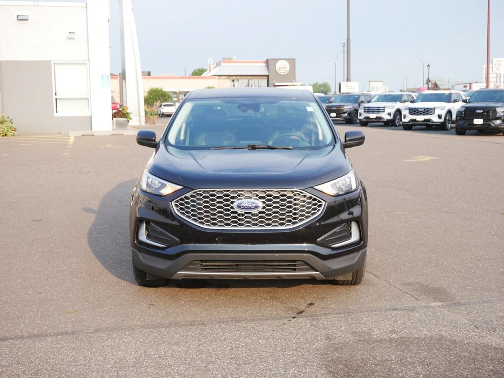 Certified 2024 Ford Edge SEL AWD/4WD image 2