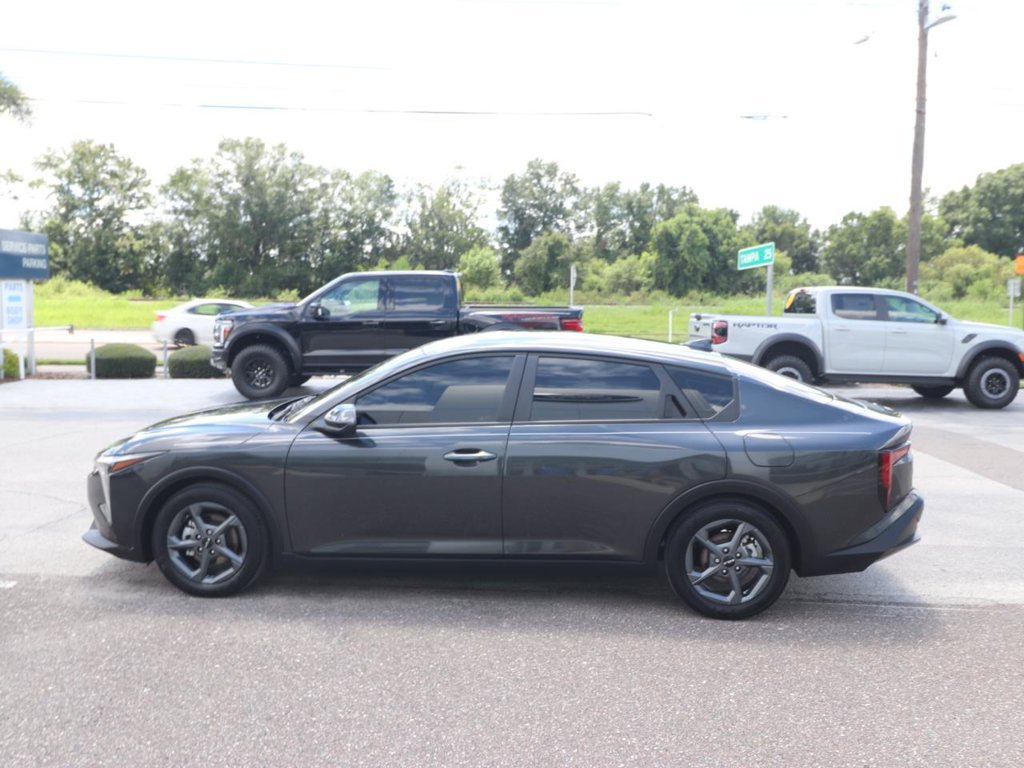 Used 2025 Kia K4 FWD image 5