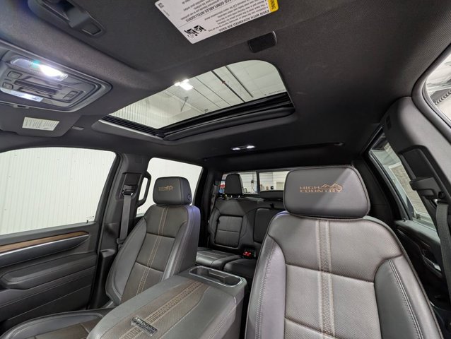 Used 2025 Chevrolet Silverado 2500 High Country w/ High Country Premium Package AWD/4WD image 16