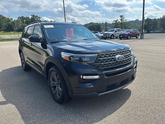 Certified 2023 Ford Explorer XLT w/ Equipment Group 202A AWD/4WD image 6