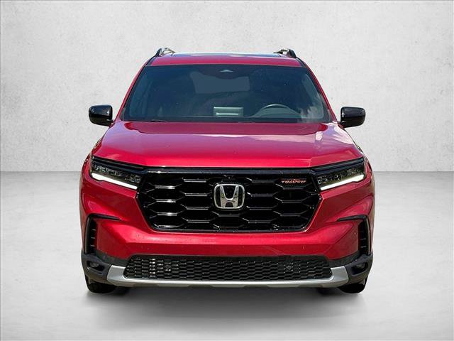 Used 2024 Honda Pilot TrailSport image 3