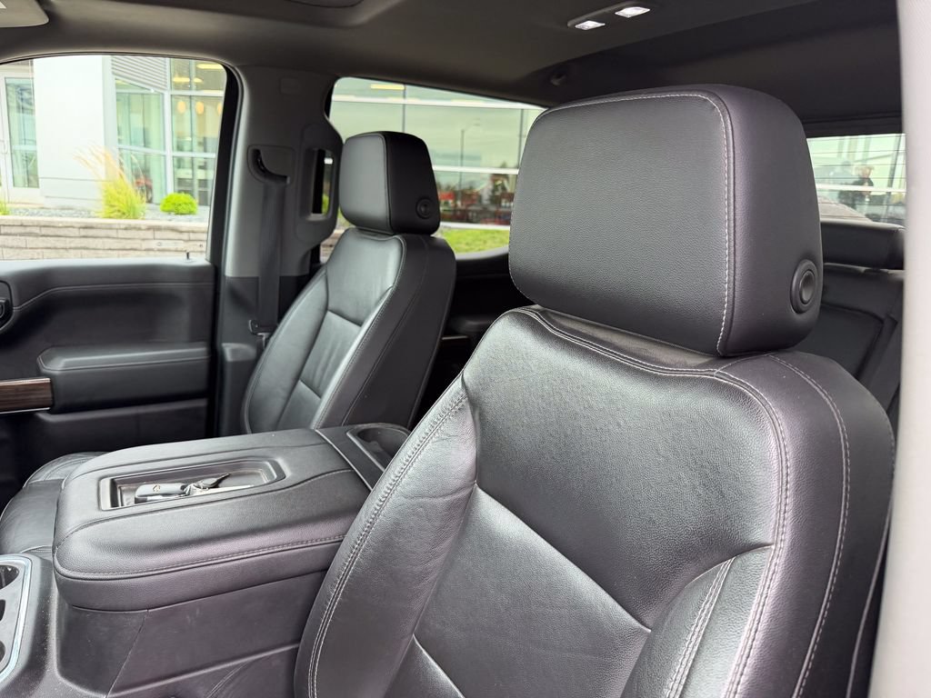 Used 2020 Chevrolet Silverado 1500 RST w/ Rally Edition AWD/4WD image 10
