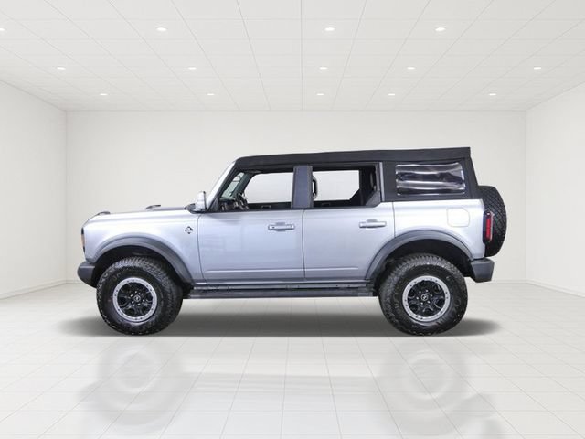 Certified 2022 Ford Bronco Outer Banks w/ Sasquatch Package AWD/4WD image 4