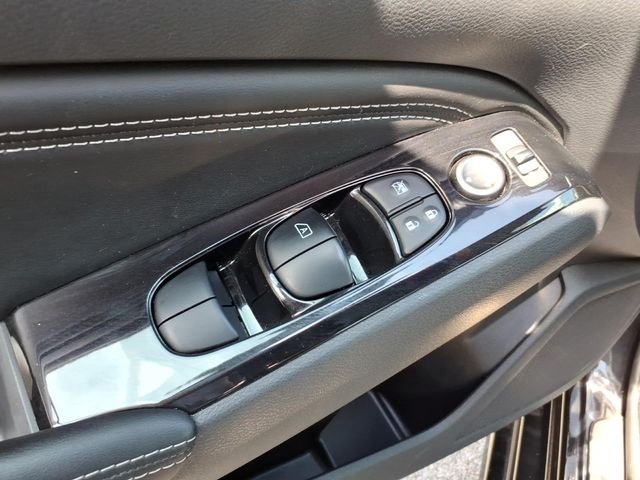 Used 2023 Nissan Altima 2.5 SL FWD image 23