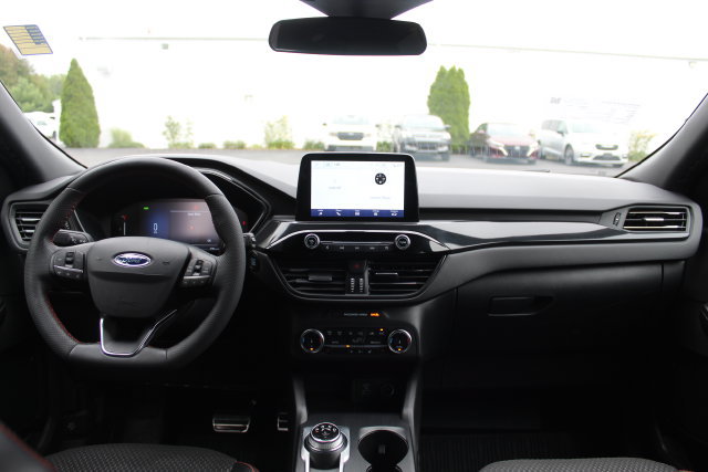 Certified 2023 Ford Escape ST-Line Select AWD/4WD image 7