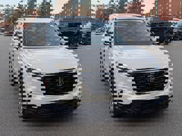 Used 2023 Honda CR-V EX image 2