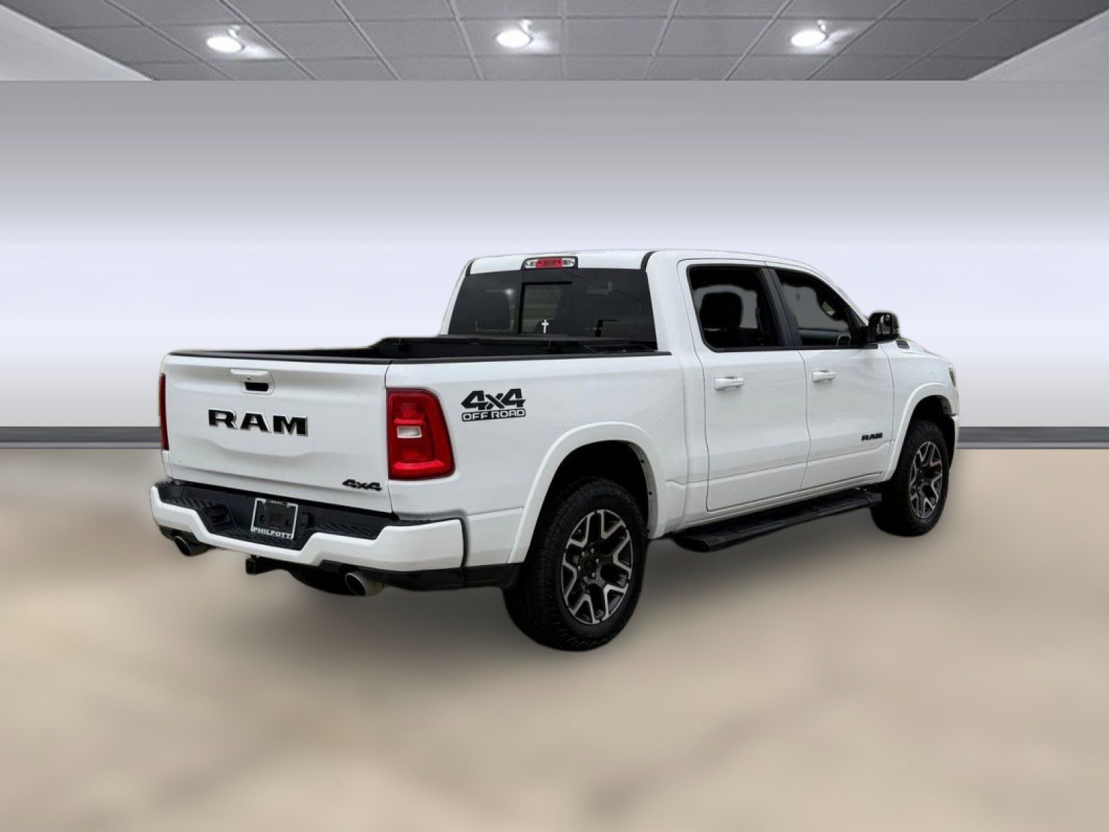 Used 2025 RAM 1500 Lone Star image 9