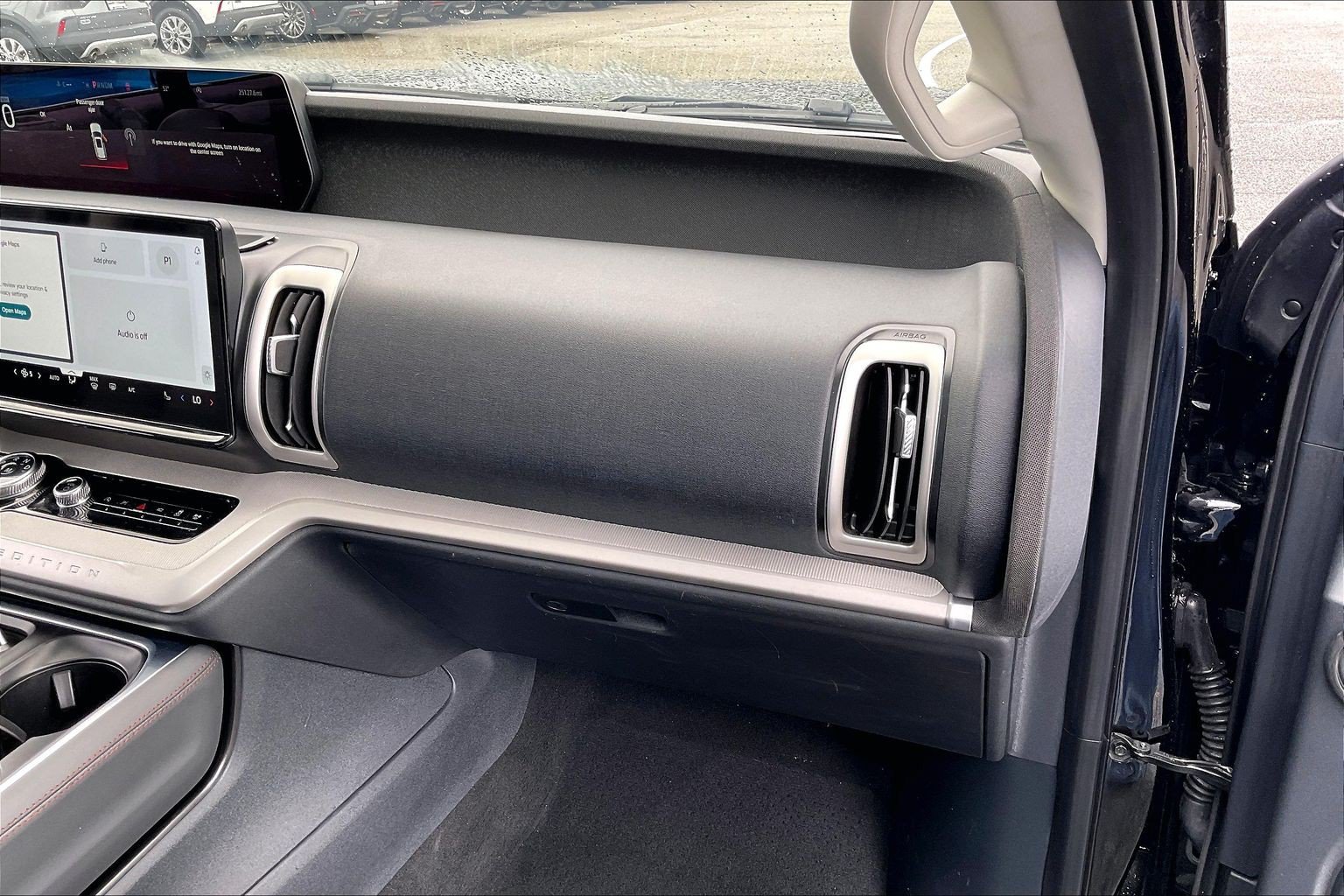 Certified 2025 Ford Expedition Active RWD image 15
