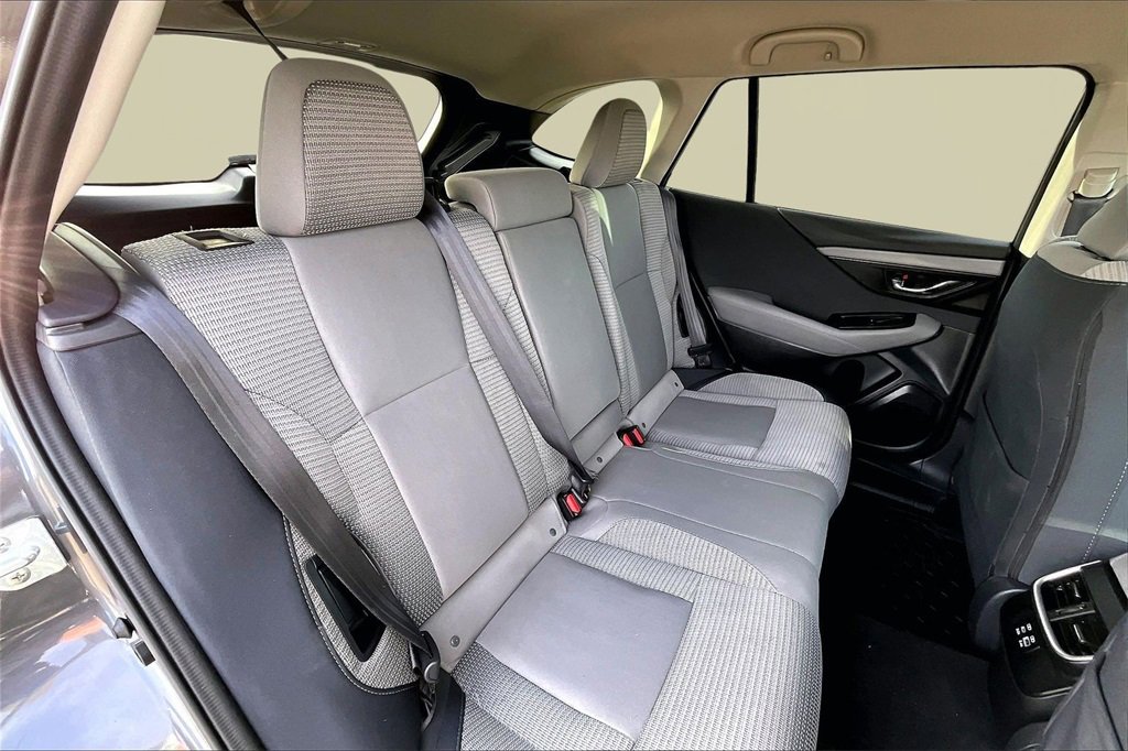 Used 2025 Subaru Outback Premium w/ Popular Package #1A image 27