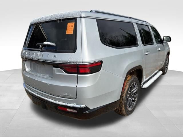 Used 2024 Jeep Wagoneer L Series II w/ Flexible Seating Group image 4