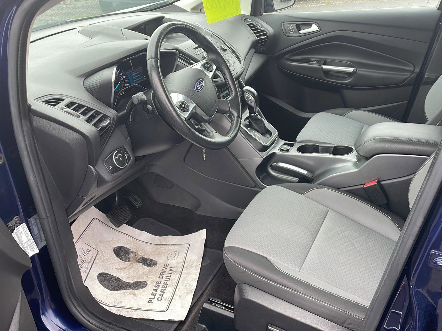 Certified 2017 Ford C-MAX Energi SE FWD image 9