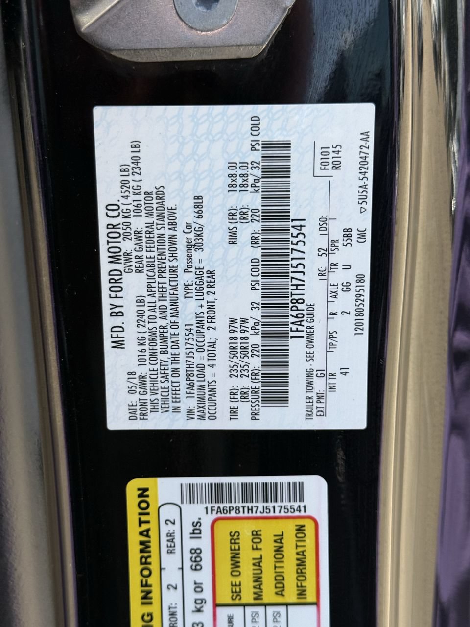 Certified 2018 Ford Mustang Premium RWD image 29