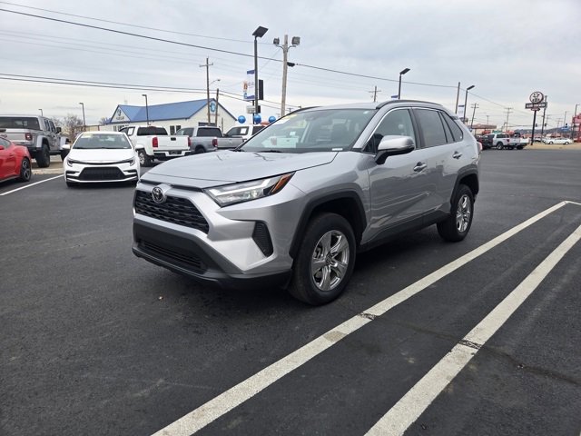 Used 2024 Toyota RAV4 XLE image 26