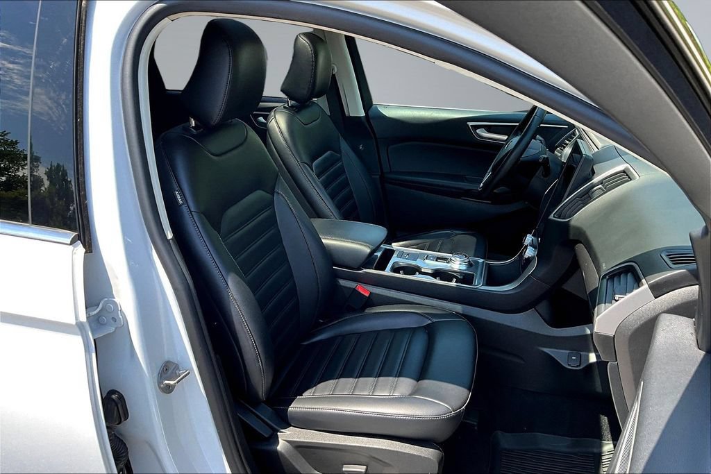 Certified 2023 Ford Edge SEL w/ Convenience Package AWD/4WD image 32