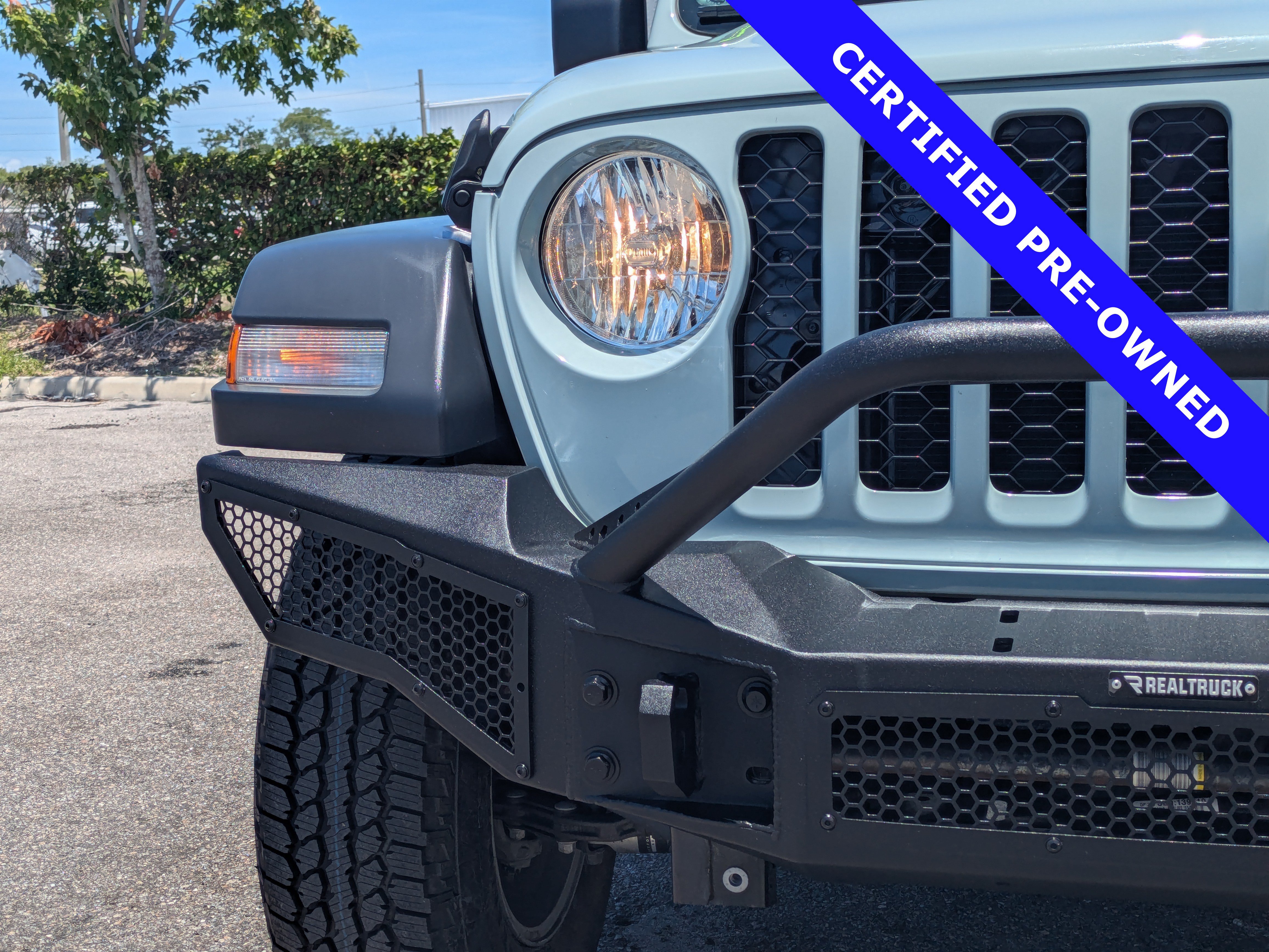 Used 2024 Jeep Wrangler Sport AWD/4WD image 9