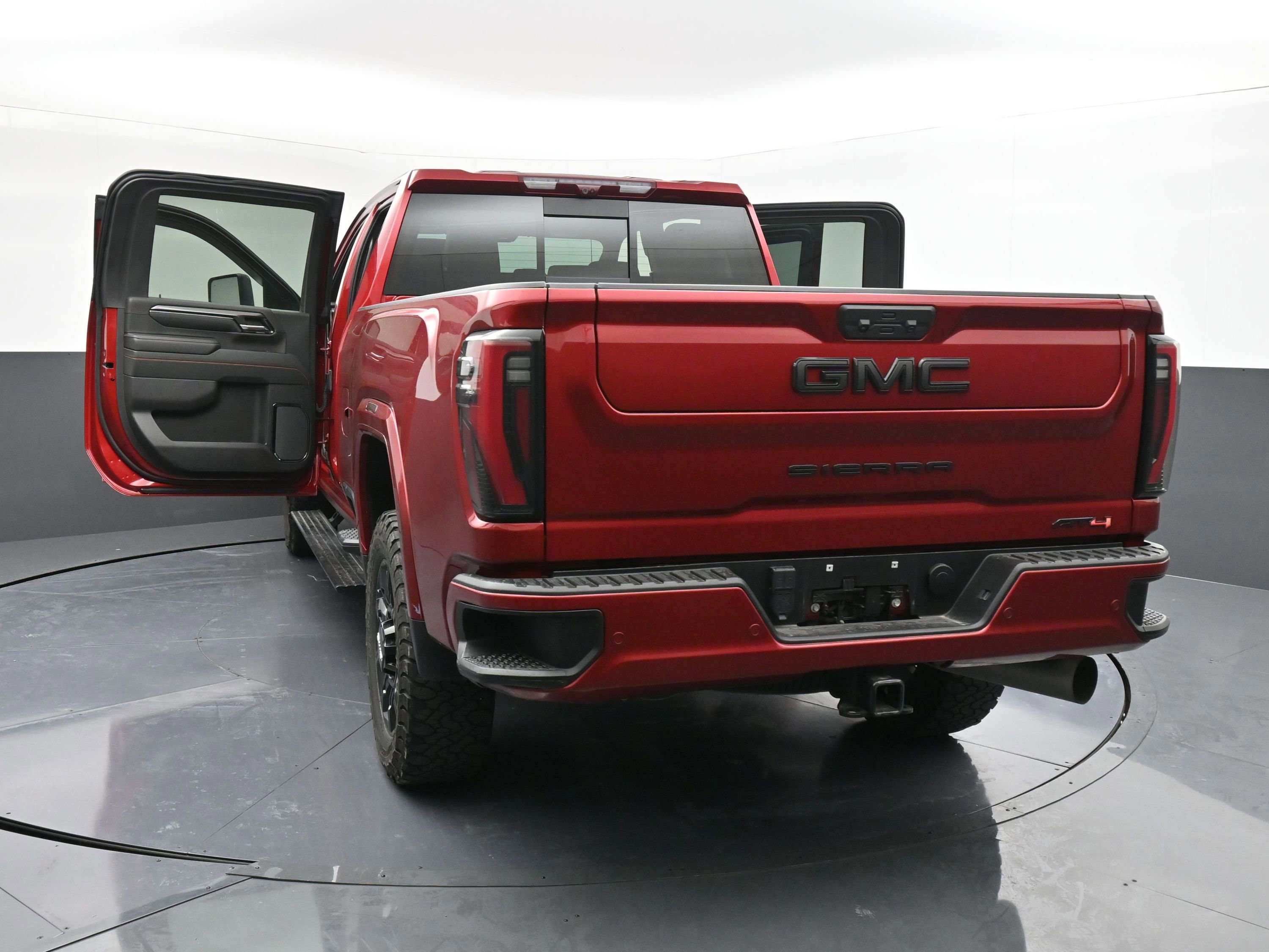 Used 2024 GMC Sierra 2500 AT4 w/ AT4 Premium Plus Package image 45