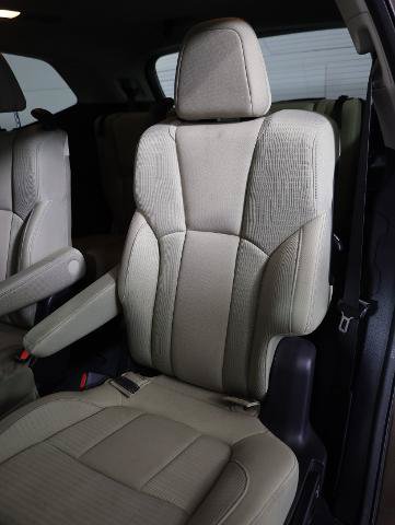 Used 2021 Subaru Ascent Premium w/ Convenience Package AWD/4WD image 10