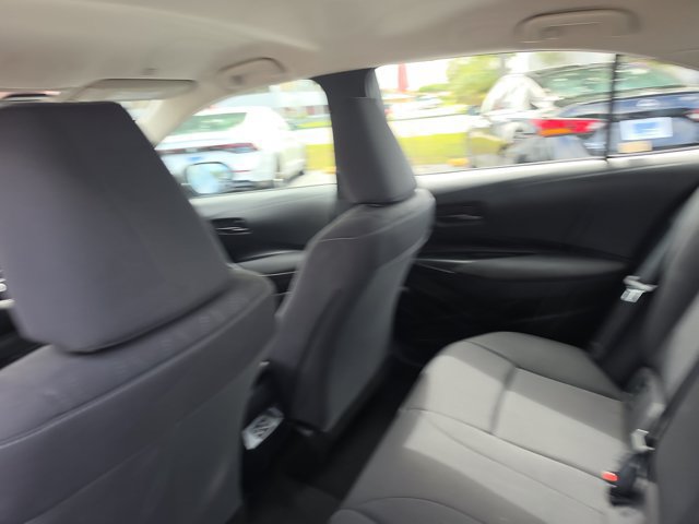 Used 2025 Toyota Corolla LE FWD image 15