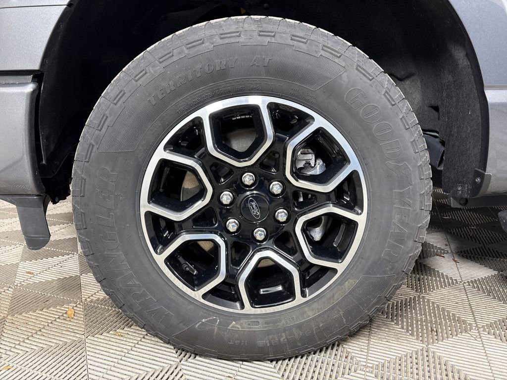 Certified 2023 Ford F150 XLT w/ Equipment Group 302A High image 16