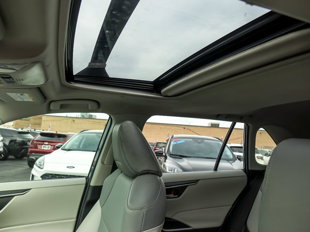 Used 2019 Toyota RAV4 XLE Premium w/ Cold Weather Package AWD/4WD image 11