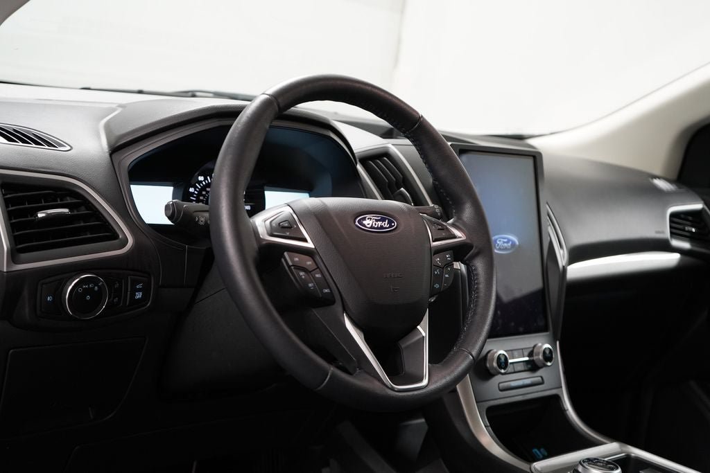 Certified 2023 Ford Edge SEL w/ Convenience Package AWD/4WD image 13