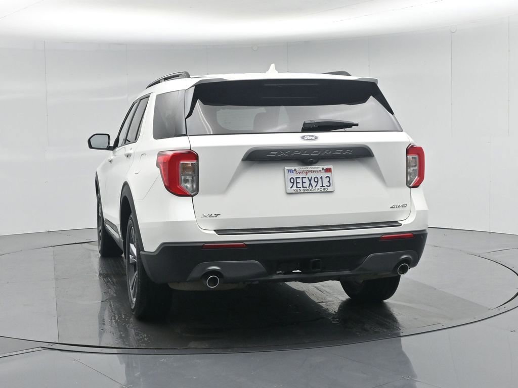 Certified 2023 Ford Explorer XLT w/ Equipment Group 202A image 15