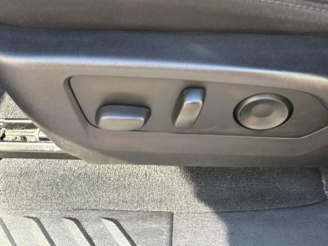 Used 2023 Chevrolet Colorado Trail Boss image 38