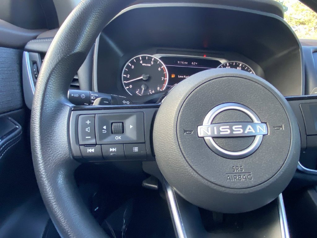 Used 2023 Nissan Rogue SV AWD/4WD image 31