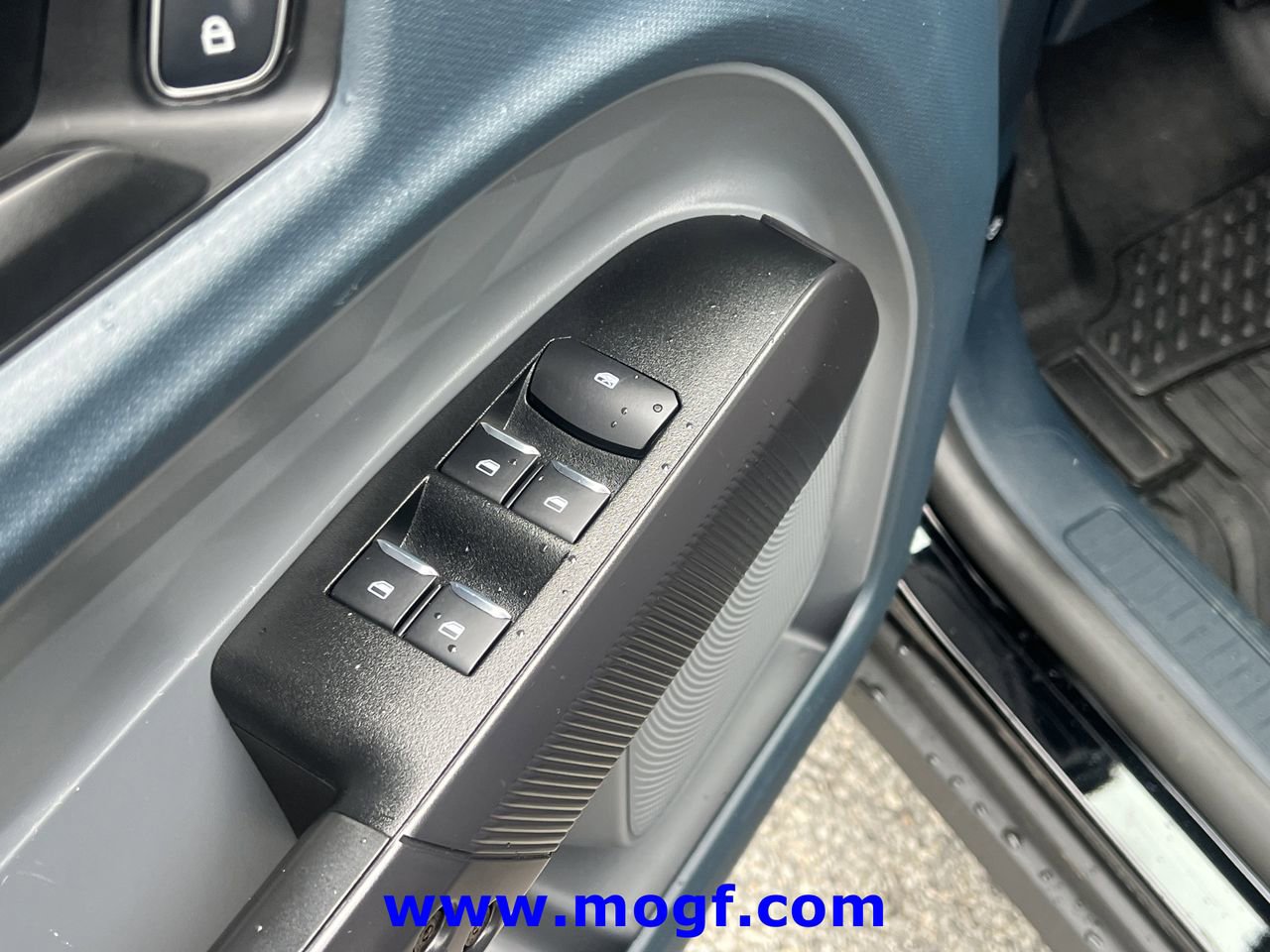 Certified 2024 Ford Maverick XL FWD image 15