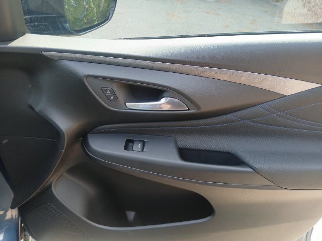 Used 2026 Buick Envista Sport Touring w/ Convenience I Package FWD image 46