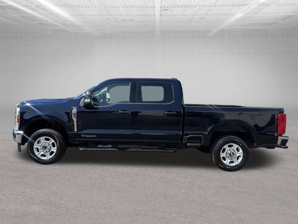 Certified 2025 Ford F250 XLT AWD/4WD image 7