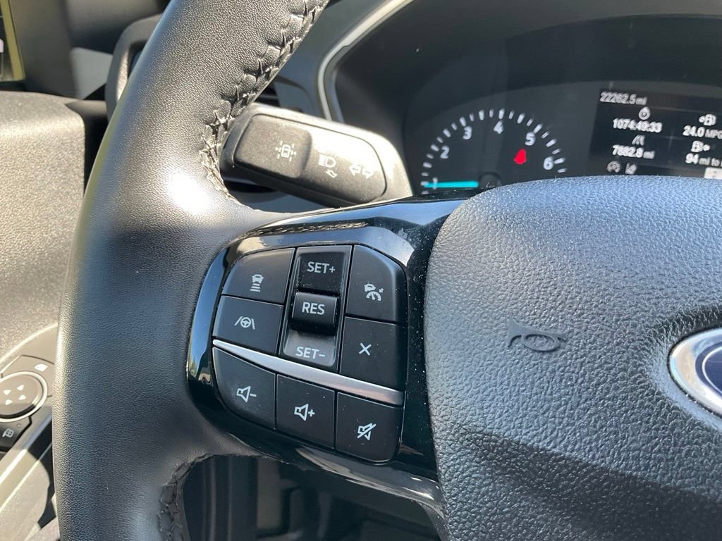 Certified 2022 Ford Escape SEL AWD/4WD image 5