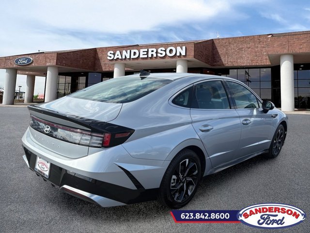 Used 2024 Hyundai Sonata SEL FWD image 3