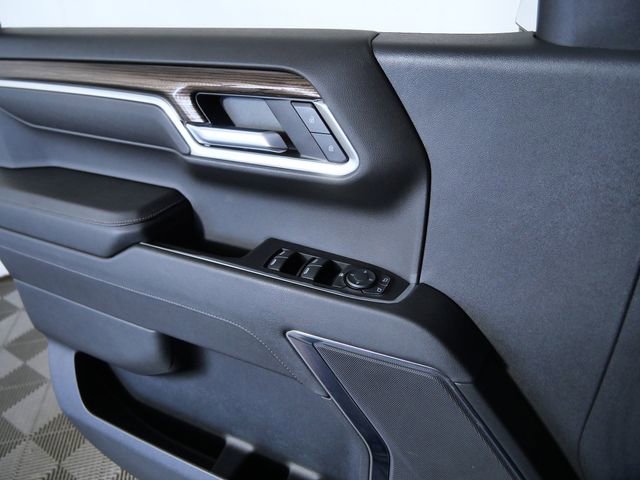 Used 2023 Chevrolet Silverado 1500 RST AWD/4WD image 25