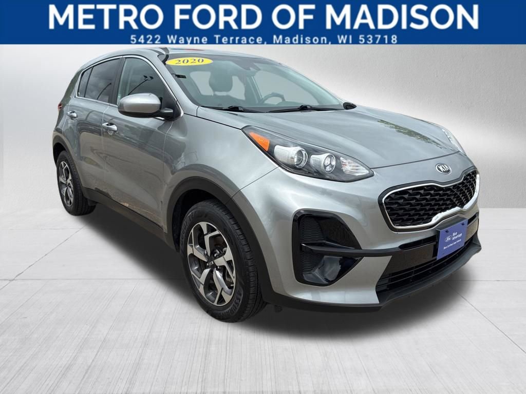 Used 2020 Kia Sportage LX FWD image 2